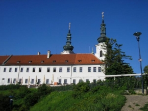 Architektura a památky - Pamatnik písemnictví- Strahovský klášter