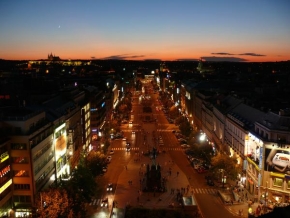 Po setmění - Václavské náměstí v Praze