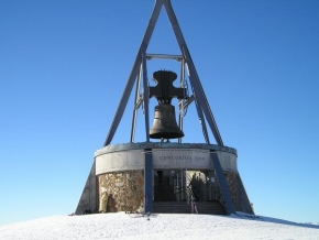 Královna zima - Zvon na vrcholu sjezdovky