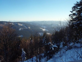 Královna zima - Pustevny - pohled na hory z rozhledny Cyrilky 2