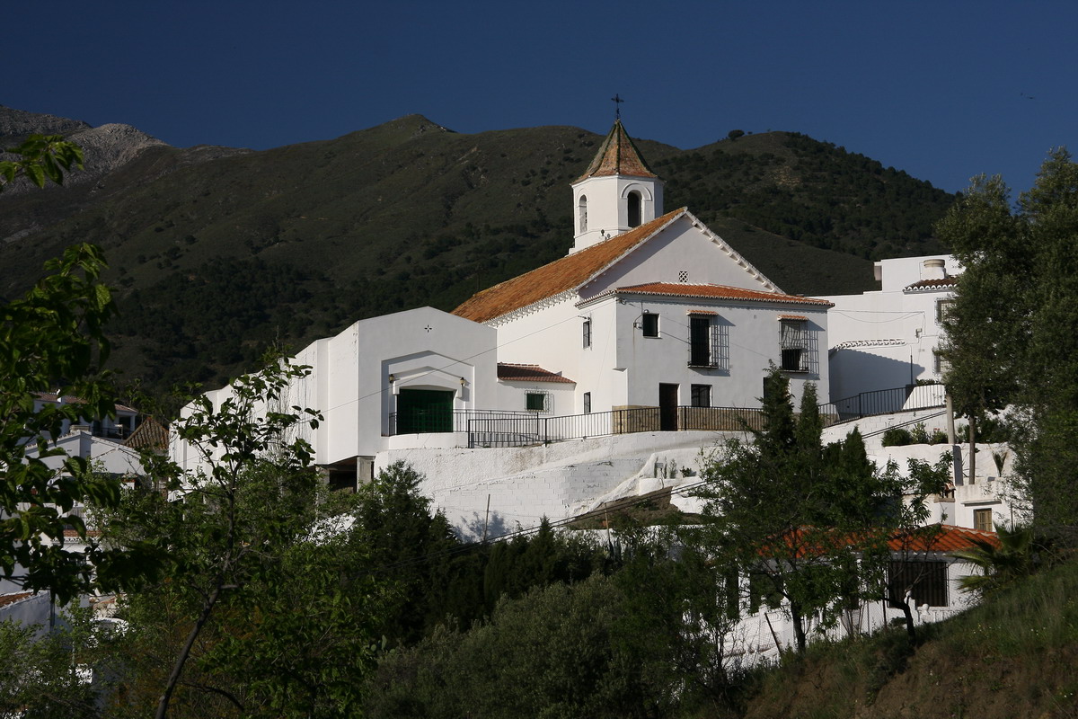 Kostel  v Salares