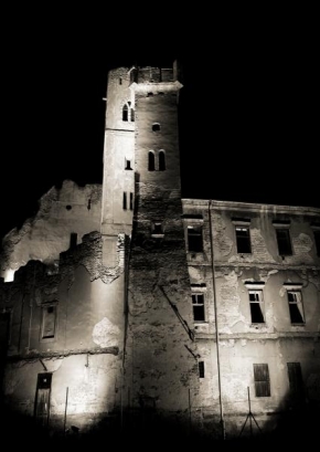 Po setmění - Břeclavský zámek