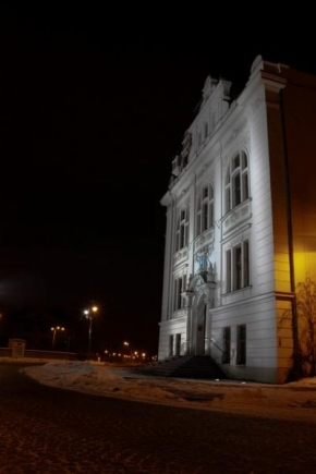 Po setmění - Noční radnice